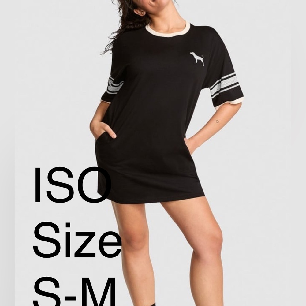 IN SEARCH OF VS 🆚 Pink 

NOT FOR SALE
ISO
🆚 Pink 
SIZE S-M